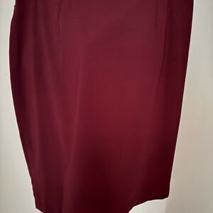 Chic Maroon Pencil Skirt